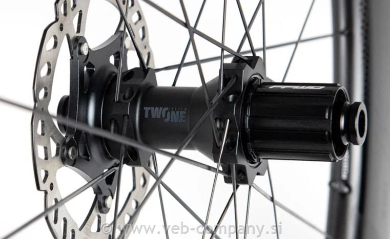 Obročniki FFWD RYOT55 TLR Disc